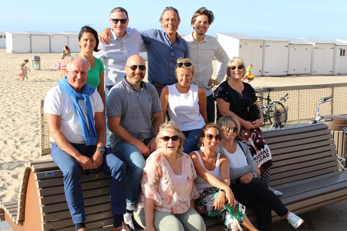 the iC GROUP during teambuilding at the seaside 